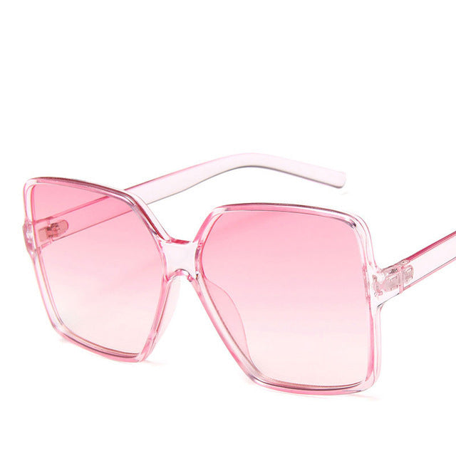 Retro Square Frame Sunglasses - Bold Oversized Sunglasses with UV400 Protection