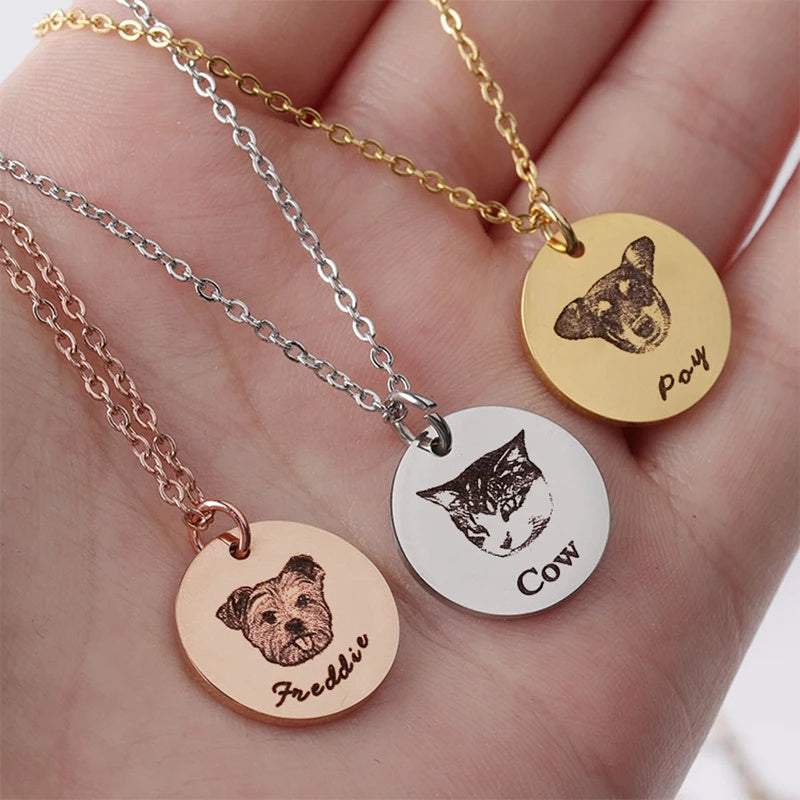 Custom Pet Photo Necklace - Personalized Pet Portrait Pendant with Name Engraving