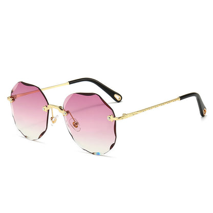 Gradient Round Sunglasses - Rimless Circle Frame Sunglasses with Scalloped Edge Design